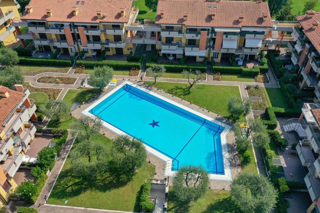 Dolce Vita Family Apartment Sirmione Exterior photo