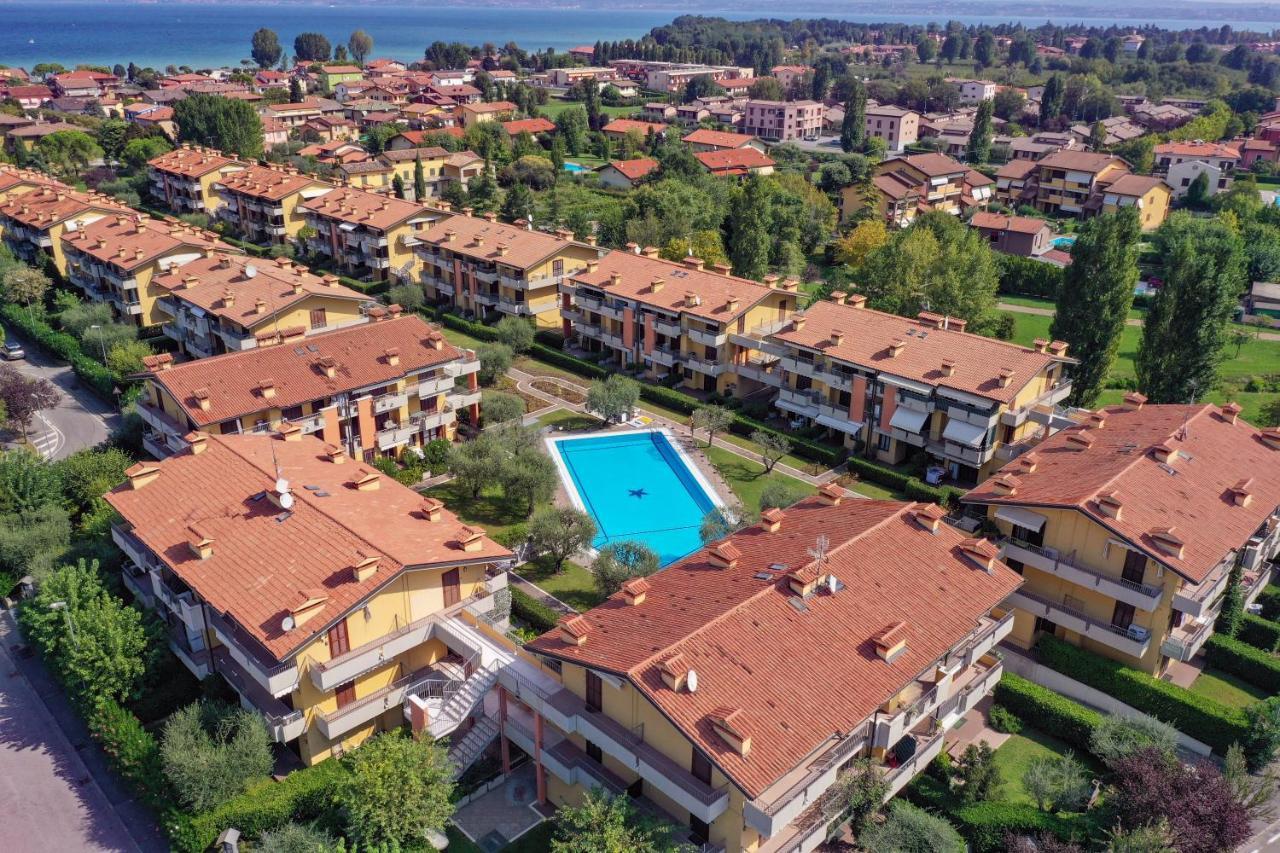 Dolce Vita Family Apartment Sirmione Exterior photo
